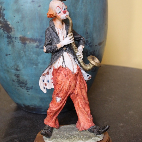 Lot of 4 Big top musical band circus clowns Resin Cast Hand panted - Picture 10 of 15